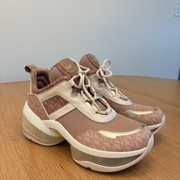 Michael Kors Women's Olympia two tone logo trainers pink platform sneakers - Picture 2 of 7